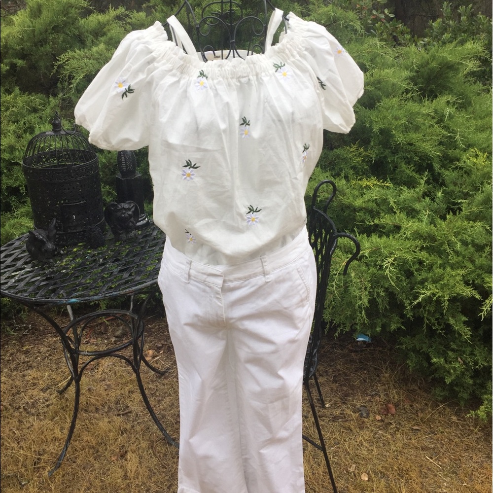 Pursue daisy embroidered white cotton peasant top - Picture 2 of 14